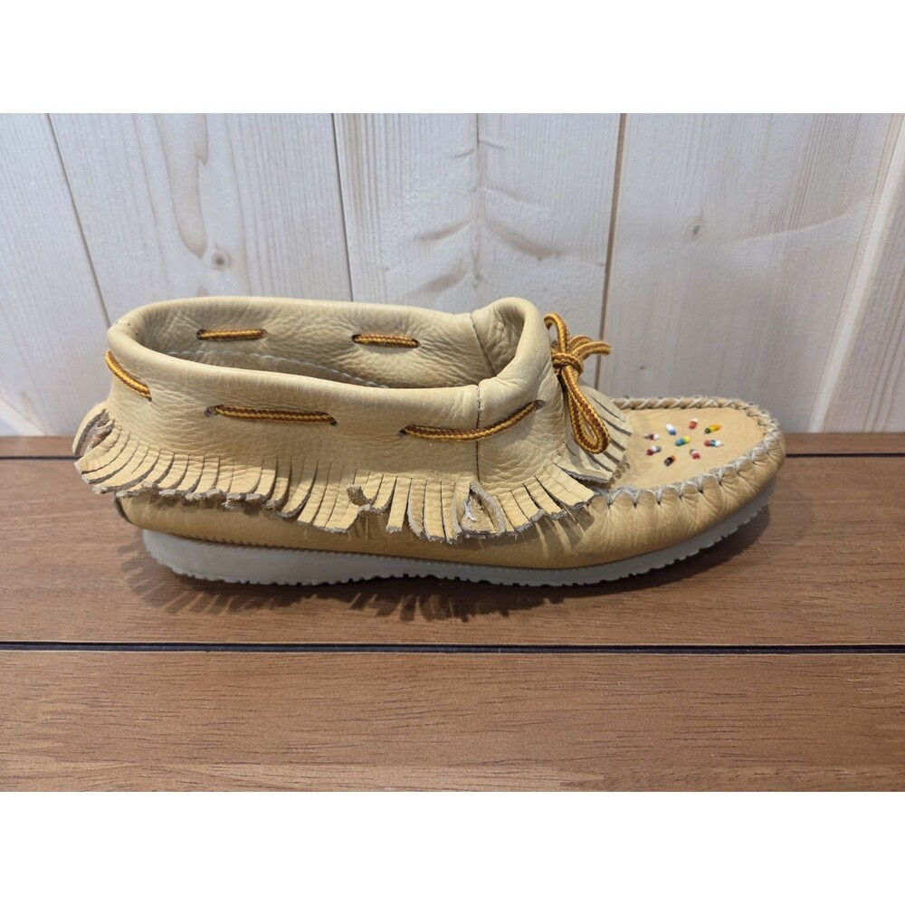 Hiawatha Beaded Suede Leather Moccasin Womens Size 6
